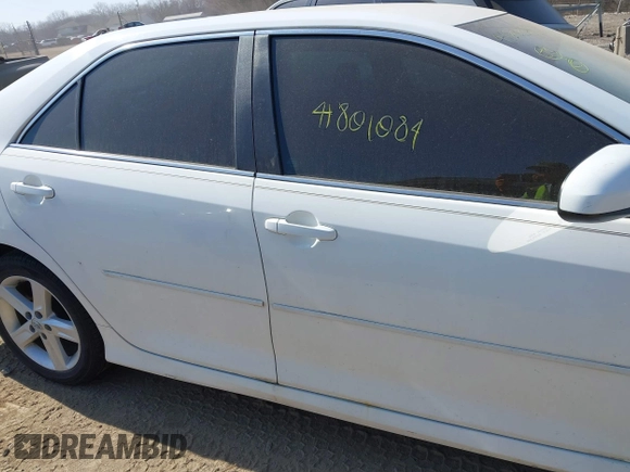 2013 Toyota Camry L with VIN 4T1BF1FK4DU274253, listed as a IAAI auction lot 41801084 with 159,913 mi miles. Bid and sale history available at carsss.com. Image 13.