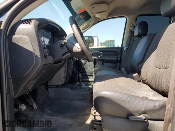 2002 Dodge 1500 with VIN 1D7HU18N62J201482, listed as a Copart auction lot 52121125 with 146,040 mi miles and Salvage Title. Bid and sale history available at carsss.com. Image 7.