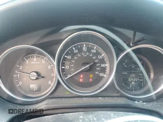 2017 Mazda 6 Sport z VIN JM1GL1U56H1138021, wystawiony jako Copart lot #57586765 z przebiegiem 104 354 mil mil oraz Szkoda całkowita • Salvage title. Historia ofert i sprzedaży dostępna na DreamBid. Obrazek 9.
