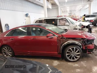 2018 Lincoln MKZ Reserve with VIN 3LN6L5FC5JR610005, listed as a IAAI auction lot 41943082 with 73,514 mi miles and . Bid and sale history available at carsss.com. Image 14.