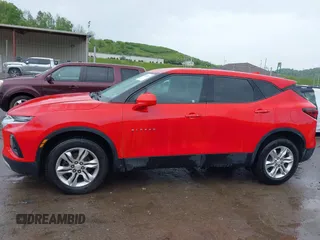 2020 Chevrolet Blazer LT with VIN 3GNKBHR46LS669529, listed as a IAAI auction lot 42226887 with 87,894 mi miles and . Bid and sale history available at DreamBid. Image 15.