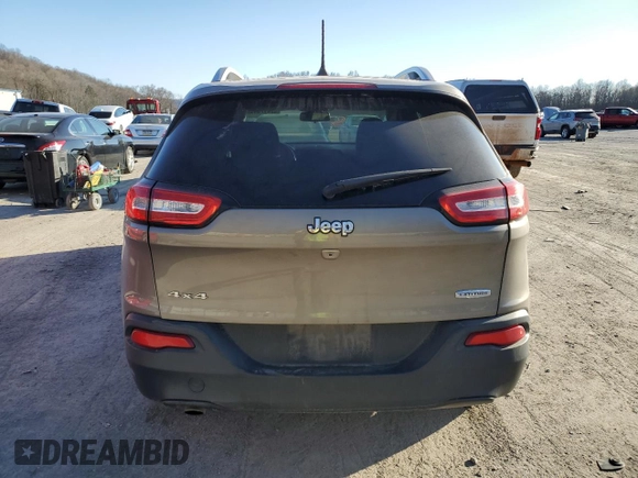 2016 Jeep Cherokee Altitude z VIN 1C4PJMCB6GW267991, wystawiony jako Copart lot #47417545 z przebiegiem 195 614 mil mil oraz Szkoda całkowita • Salvage title. Historia ofert i sprzedaży dostępna na DreamBid. Obrazek 6.