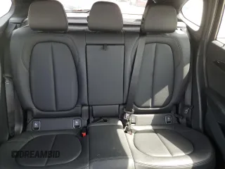 2020 BMW X1 xDrive28i с VIN WBXJG9C00L5P75859, выставлен на аукционе Copart как лот 59660735 с пробегом 68 399 миль миль и Списание • Salvage title. История ставок и продаж доступна на DreamBid. Изображение 10.