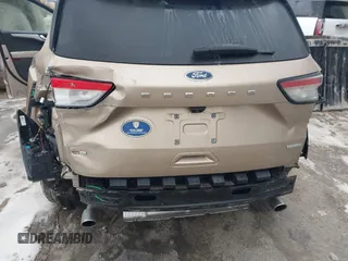 2020 Ford Escape SE with VIN 1FMCU0G60LUB97403, listed as a IAAI auction lot 41544829 with 47,734 mi miles. Bid and sale history available at carsss.com. Image 6.