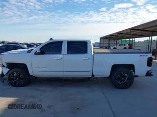 2016 Chevrolet Silverado 1500 LTZ with VIN 3GCUKSEJ0GG221628, listed as a IAAI auction lot 41276045 with 153,476 mi miles. Bid and sale history available at carsss.com. Image 15.
