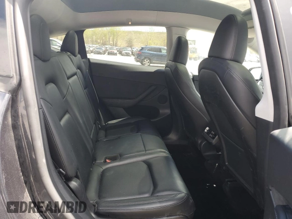 2024 Tesla Model Y Long Range с VIN 7SAYGAEEXRF115893, выставлен на аукционе Copart как лот 55174035 с пробегом 68 078 миль миль и Списание • Salvage title. История ставок и продаж доступна на DreamBid. Изображение 11.