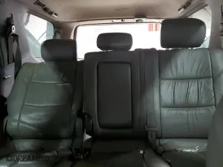 2006 Toyota Sequoia Limited with VIN 5TDBT48A56S272411, listed as a Copart auction lot 41843835 with 153,903 mi miles and Salvage Title. Bid and sale history available at carsss.com. Image 10.