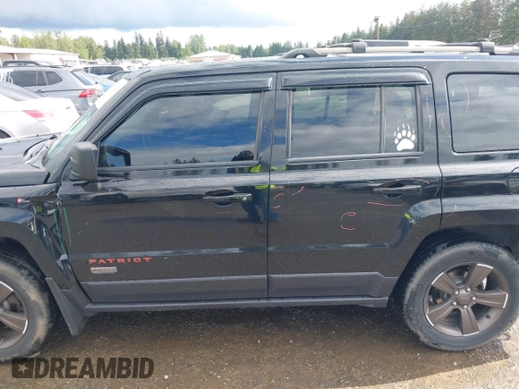 2016 Jeep Patriot Sport with VIN 1C4NJRBB5GD709029, listed as a IAAI auction lot 42303032 with 73,549 mi miles and . Bid and sale history available at DreamBid. Image 14.