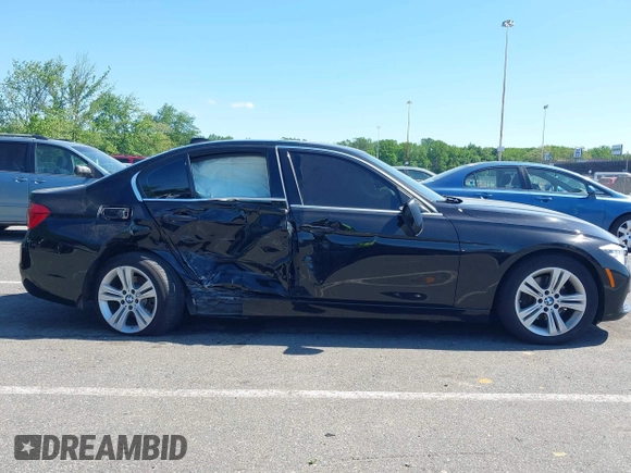 2018 BMW 3 Series 330i xDrive with VIN WBA8D9G5XJNU67750, listed as a IAAI auction lot 42291752 with 146,716 mi miles and . Bid and sale history available at DreamBid. Image 13.