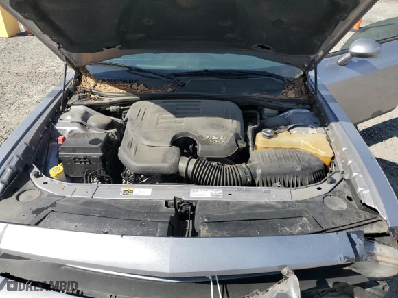 2014 Dodge Challenger SXT with VIN 2C3CDYAG7EH127105, listed as a Copart auction lot 45927195 with 133,151 mi miles and Salvage Title. Bid and sale history available at carsss.com. Image 13.