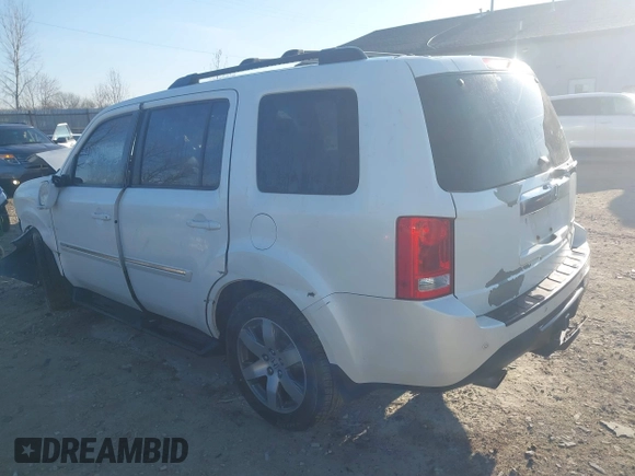 2014 Honda Pilot Touring with VIN 5FNYF4H96EB027336, listed as a IAAI auction lot 41882333 with 202,426 mi miles and . Bid and sale history available at carsss.com. Image 3.