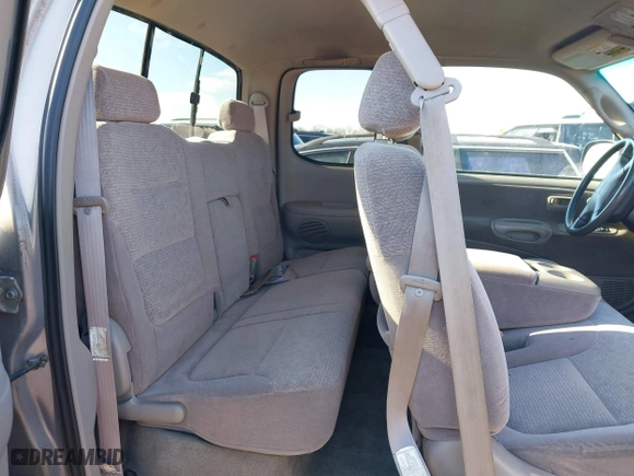 2001 Toyota Tundra Ltd with VIN 5TBBT481X1S128161, listed as a IAAI auction lot 41806069 with 214,825 mi miles. Bid and sale history available at carsss.com. Image 8.