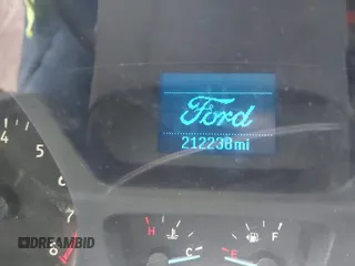 2018 Ford Transit z VIN 1FTYR1ZM6JKA46555, wystawiony jako IAAI lot #42712487 z przebiegiem 212 238 mil mil oraz . Historia ofert i sprzedaży dostępna na DreamBid. Obrazek 15.