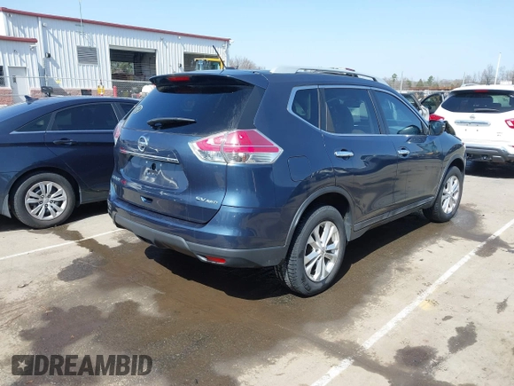 2015 Nissan Rogue SL with VIN 5N1AT2MV3FC759340, listed as a IAAI auction lot 41730322 with 61,561 mi miles and . Bid and sale history available at carsss.com. Image 4.