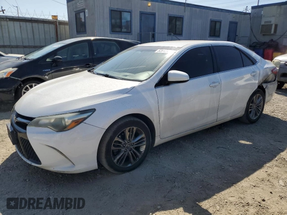 2015 Toyota Camry XLE with VIN 4T1BF1FK5FU032378, listed as a Copart auction lot 52812325 with 172,579 mi miles and Salvage Title. Bid and sale history available at carsss.com. Image 1.