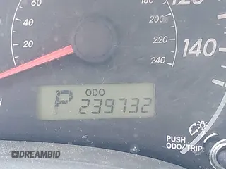 2010 Toyota Corolla с VIN 2T1BU4EE8AC530572, выставлен на аукционе IAAI как лот 41999634 с пробегом 239 732 миль миль и . История ставок и продаж доступна на DreamBid. Изображение 7.