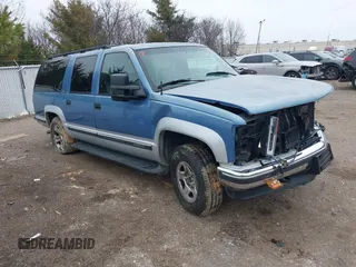 1996 Chevrolet Suburban with VIN 1GNFK16R4TJ323375, listed as a IAAI auction lot 41483863 with 272,197 mi miles and . Bid and sale history available at DreamBid. Image 1.