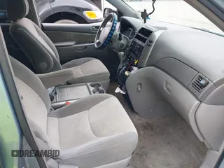 2010 Toyota Sienna CE с VIN 5TDKK4CC5AS327606, выставлен на аукционе IAAI как лот 42297187 с пробегом 248 029 миль миль и . История ставок и продаж доступна на DreamBid. Изображение 5.