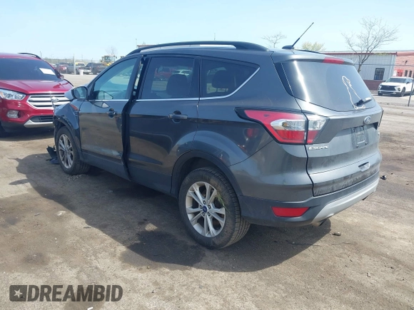 2017 Ford Escape SE z VIN 1FMCU0GD0HUE06774, wystawiony jako IAAI lot #42135955 z przebiegiem 141 807 mil mil oraz . Historia ofert i sprzedaży dostępna na DreamBid. Obrazek 3.