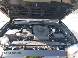 2022 Toyota Tacoma SR5 with VIN 3TMBZ5DN6NM034630, listed as a IAAI auction lot 42733932 with 43,309 mi miles and . Bid and sale history available at DreamBid. Image 10.