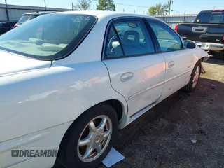 2000 Buick Regal LS with VIN 2G4WB55K6Y1234666, listed as a IAAI auction lot 40770655 with 105,684 mi miles. Bid and sale history available at carsss.com. Image 18.