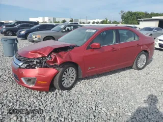 2011 Ford Fusion Hybrid with VIN 3FADP0L30BR131957, listed as a Copart auction lot 64090905 with 129,374 mi miles and Non repairable. Bid and sale history available at DreamBid. Image 1.