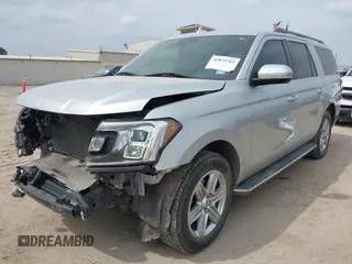 2019 Ford Expedition Max XLT z VIN 1FMJK1HT1KEA13618, wystawiony jako IAAI lot #42074765 z przebiegiem 75 446 mil mil oraz . Historia ofert i sprzedaży dostępna na DreamBid. Obrazek 18.