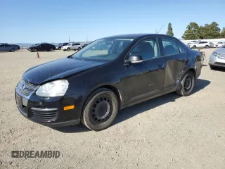 2010 Volkswagen Jetta S с VIN 3VWJZ7AJ1AM078647, выставлен на аукционе Copart как лот 56997945 с пробегом 197 621 миль миль и Списание • Salvage title. История ставок и продаж доступна на DreamBid. Изображение 1.