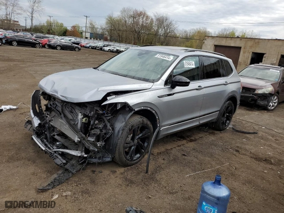 2023 Volkswagen Tiguan SE R-Line Black with VIN 3VV8B7AX8PM023049, listed as a Copart auction lot 51946414 with 20,761 mi miles and Salvage Title. Bid and sale history available at carsss.com. Image 1.