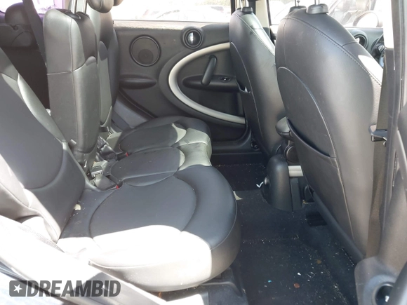 2012 MINI Countryman with VIN WMWZB3C5XCWM06084, listed as a IAAI auction lot 42744454 with 177,231 mi miles and . Bid and sale history available at DreamBid. Image 8.