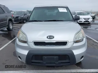 2011 Kia Soul with VIN KNDJT2A14B7318468, listed as a IAAI auction lot 41714408 with 208,425 mi miles. Bid and sale history available at carsss.com. Image 6.