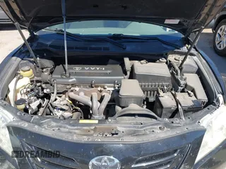 2008 Toyota Camry LE z VIN 4T4BE46KX8R023995, wystawiony jako IAAI lot #41837407 z przebiegiem 197 425 mil mil oraz . Historia ofert i sprzedaży dostępna na DreamBid. Obrazek 10.