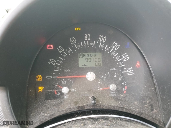 2005 Volkswagen New Beetle Convertible GLS with VIN 3VWCD31Y15M316435, listed as a Copart auction lot 43012955 with 99,428 mi miles and Salvage Title. Bid and sale history available at carsss.com. Image 9.