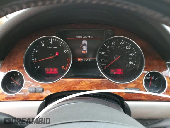 2007 Audi A8 4.2L z VIN WAUMV44E17N007856, wystawiony jako Copart lot #58255675 z przebiegiem 125 804 mil mil oraz Szkoda całkowita • Salvage title. Historia ofert i sprzedaży dostępna na DreamBid. Obrazek 9.