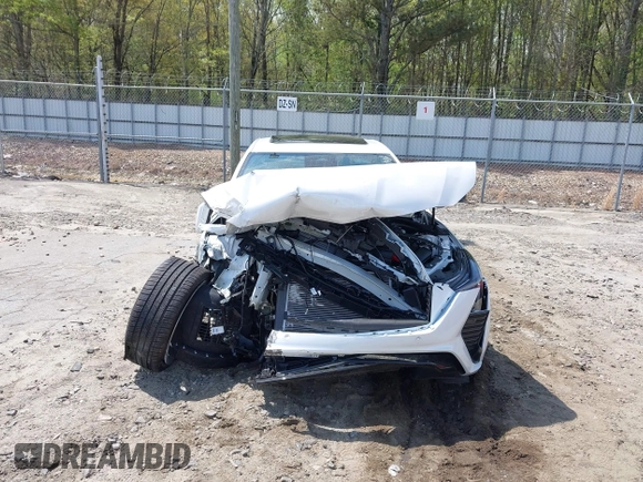 2025 Cadillac CT5 Premium Luxury z VIN 1G6DN5RW3S0106486, wystawiony jako IAAI lot #41960349 z przebiegiem 7 874 mil mil oraz . Historia ofert i sprzedaży dostępna na DreamBid. Obrazek 6.