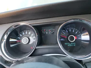 2014 Ford Mustang V6 with VIN 1ZVBP8EM6E5261560, listed as a Copart auction lot 50391185 with 60,700 mi miles and Salvage Title. Bid and sale history available at carsss.com. Image 9.