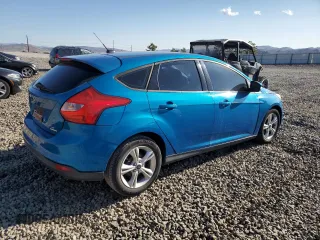 2014 Ford Focus SE with VIN 1FADP3K27EL413395, listed as a Copart auction lot 50550685 with 92,293 mi miles and Clean Title. Bid and sale history available at carsss.com. Image 3.