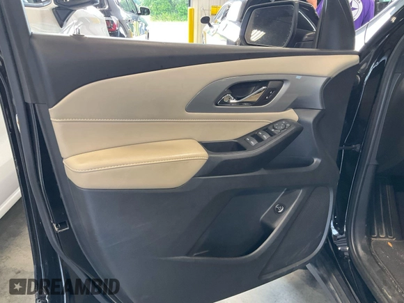 2022 Chevrolet Traverse LT with VIN 1GNERHKW8NJ150023, listed as a IAAI auction lot 42585752 with 102,823 mi miles and . Bid and sale history available at DreamBid. Image 5.