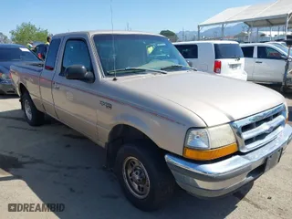 1998 Ford Ranger XL with VIN 1FTYR14X0WPA12512, listed as a IAAI auction lot 41966997 with 163,731 mi miles. Bid and sale history available at carsss.com. Image 1.