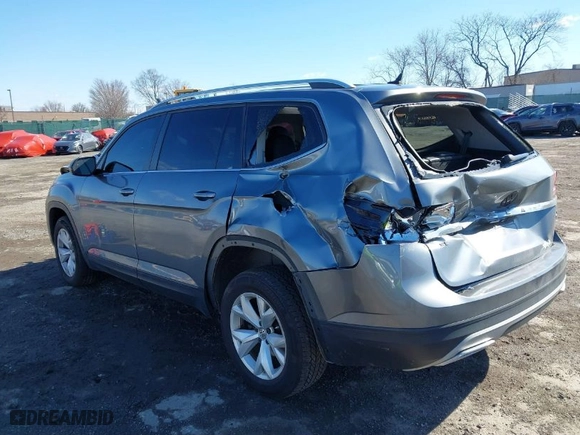2019 Volkswagen Atlas 3.6L V6 SE w/Technology with VIN 1V2UR2CA8KC559299, listed as a IAAI auction lot 41743354 with 93,872 mi miles. Bid and sale history available at carsss.com. Image 3.