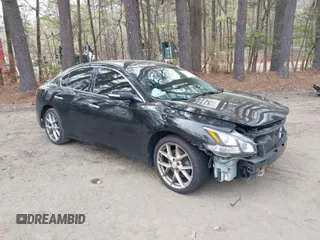2011 Nissan Maxima SV z VIN 1N4AA5AP8BC824023, wystawiony jako IAAI lot #41937867 z przebiegiem 159 886 mil mil oraz . Historia ofert i sprzedaży dostępna na DreamBid. Obrazek 1.