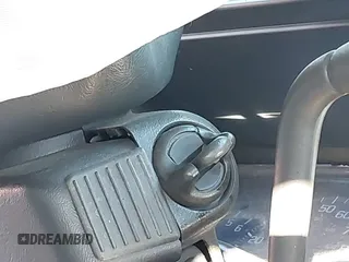 1999 GMC Suburban z VIN 3GKFK16R2XG524342, wystawiony jako IAAI lot #41682292 z przebiegiem 161 536 mil mil oraz . Historia ofert i sprzedaży dostępna na DreamBid. Obrazek 11.