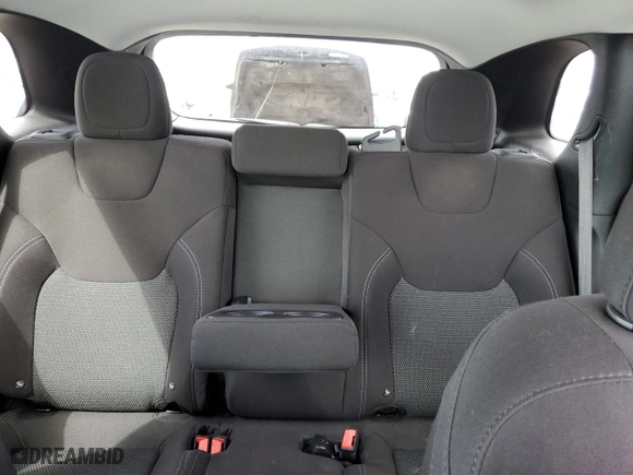 2019 Jeep Cherokee Latitude with VIN 1C4PJLCX9KD129940, listed as a Copart auction lot 49899125 with 48,175 mi miles and Salvage Title. Bid and sale history available at carsss.com. Image 10.