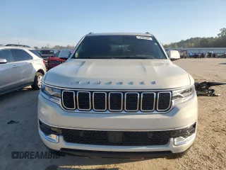 2022 Jeep Grand Wagoneer with VIN 1C4SJUAT4NS181525, listed as a Copart auction lot 72980394 with 32,714 mi miles and Salvage title. Bid and sale history available at DreamBid. Image 5.