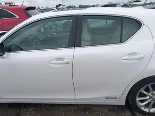 2012 Lexus CT 200h с VIN JTHKD5BH3C2066143, выставлен на аукционе IAAI как лот 42381163 с пробегом 45 355 миль миль и . История ставок и продаж доступна на DreamBid. Изображение 13.