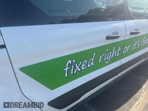 2018 Ford Transit Connect XL with VIN NM0LS7E72J1364550, listed as a IAAI auction lot 42432161 with 130,253 mi miles and . Bid and sale history available at DreamBid. Image 1.
