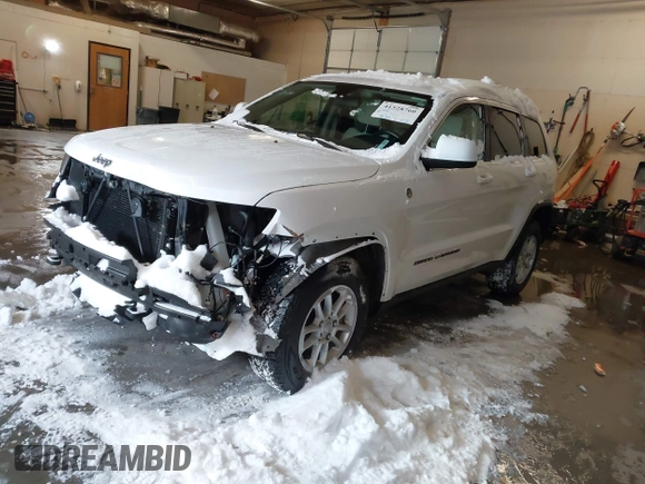 2018 Jeep Grand Cherokee Altitude with VIN 1C4RJFAG3JC381426, listed as a IAAI auction lot 41528760 with 49,155 mi miles and . Bid and sale history available at DreamBid. Image 18.