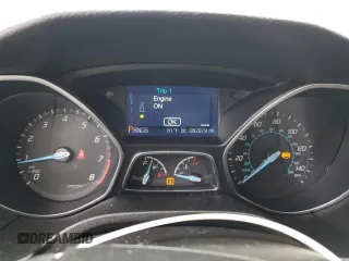 2013 Ford Focus SE with VIN 1FADP3F25DL295338, listed as a Copart auction lot 60225485 with 82,979 mi miles and Salvage title. Bid and sale history available at DreamBid. Image 9.