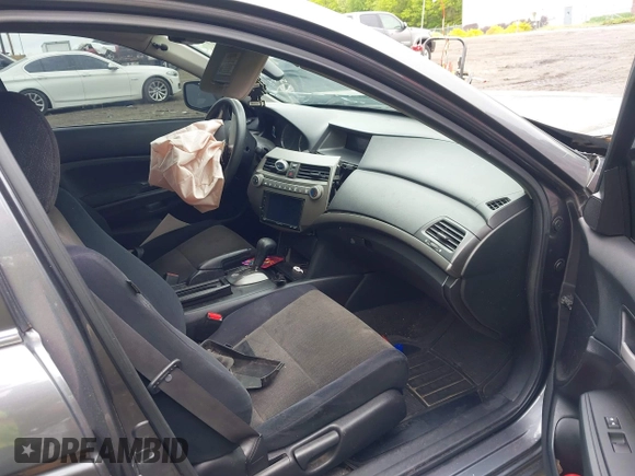 2010 Honda Accord LX z VIN 1HGCP2F37AA088161, wystawiony jako IAAI lot #42256427 z przebiegiem 194 959 mil mil oraz . Historia ofert i sprzedaży dostępna na DreamBid. Obrazek 5.
