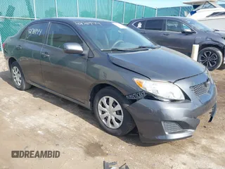 2010 Toyota Corolla z VIN 1NXBU4EE9AZ377876, wystawiony jako IAAI lot #42178944 z przebiegiem Nie podano mil oraz . Historia ofert i sprzedaży dostępna na DreamBid. Obrazek 1.